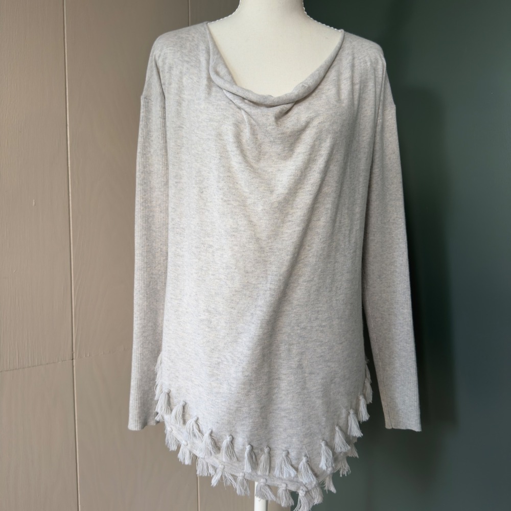 Lilly Pulitzer Ferrera Tassel Gray Cowl Neck Asymmetrical Hem Knit Top XS - Picture 1 of 8